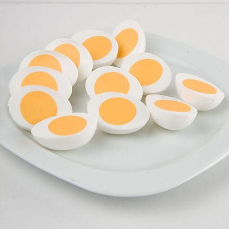 Σετ 12τχ διακοσμητικά αυγά βραστά κομμένα - απομίμηση 6cm