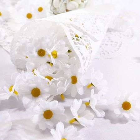 Σετ 72τχ μικρά άνθη μαργαρίτας λευκά, 5cm
